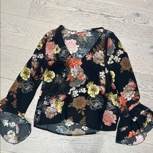 Ecote Black Floral V-Neck Blouse